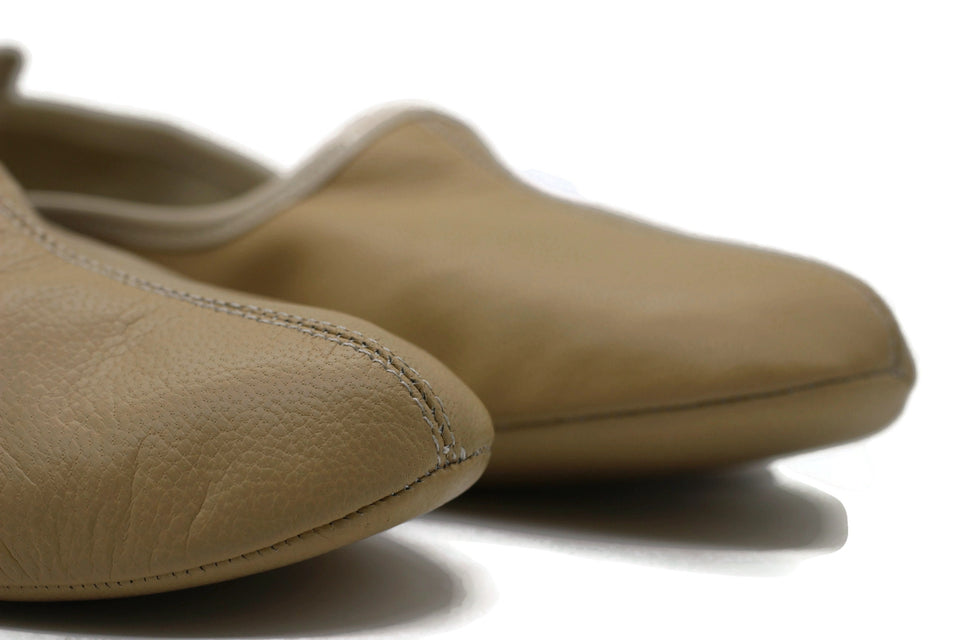 Genuine Leather Women Babouche Slippers, Cream Barefoot Moccasins, Tai Chi Shoes, Venetian Slippers, Yemeni Shoes, Flat Grounding Shoes