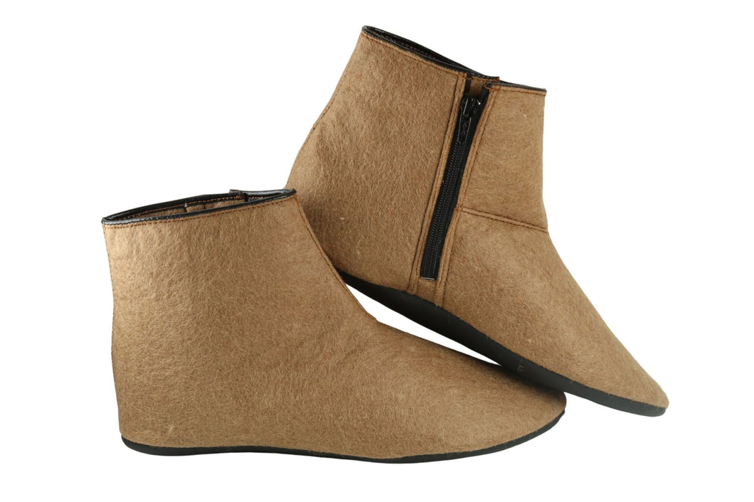 Felt and Leather Home Slippers, Camel Colored Womens Ankle Boot, Felt Slippers, House Shoes with Leather Sole, Barefoot Shoes for Home