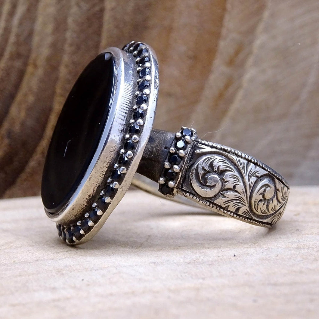 Black Agate Stone Sterling Silver Ring / Handmade Womens Ring / Signet Ring / Gemstone Ring / Gift for Her / Diamond Cut Ring