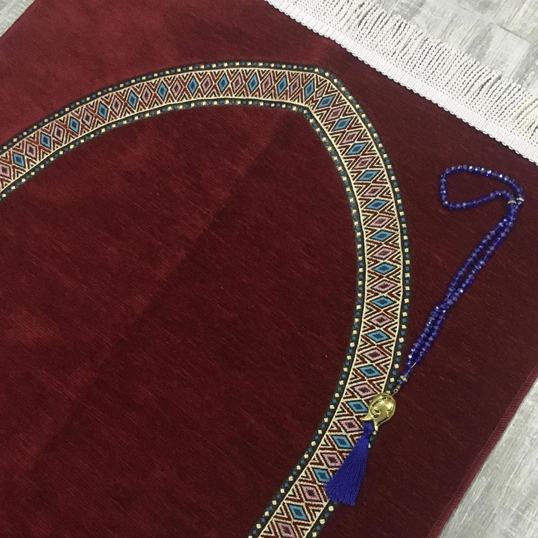 Plain Bordeaux Sejadah - Lux Prayer Mat - Prayer Rug - Janamaz - Elegant, High Quality, Luxury - A Unique Islamic Gift
