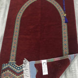 सादा बोर्डो सेजादा - लक्स प्रार्थना चटाई - प्रार्थना गलीचा - जनमज़ - सुरुचिपूर्ण, उच्च गुणवत्ता, विलासिता - एक अनूठा इस्लामी उपहार