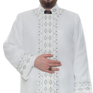 Tirmizi L Embroidered Cream Jubbah، Islamic Mens Wear، Bordured Thobe، Galabiyya، Long Kurta، Cubbe - islamicbazaar