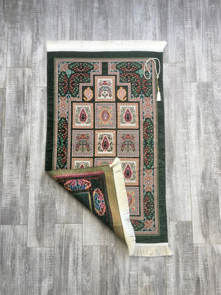 Yashil patchwork Nam mat, Tasbeh bilan namlangan mato, Namoz gilamchasi, Bohemiya gilamchasi, Turk gilamchasi, Islom sovg'asi YSLM16 - islamicbazaar