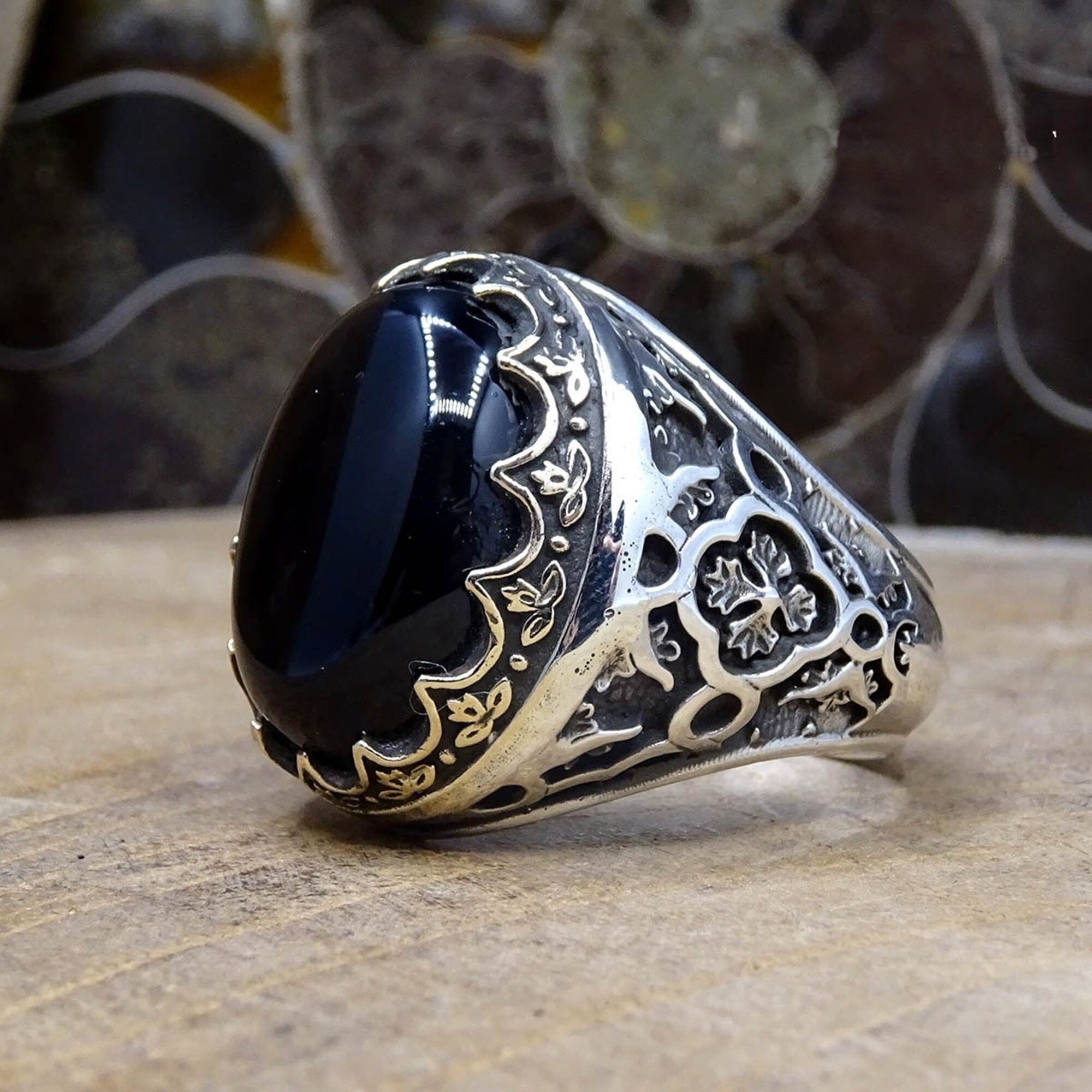 Менімен жыныстық қатынасқа түсу үшін кеуделі бармені алдым. Наруто мен Хината жыныстық қатынасқа түседі