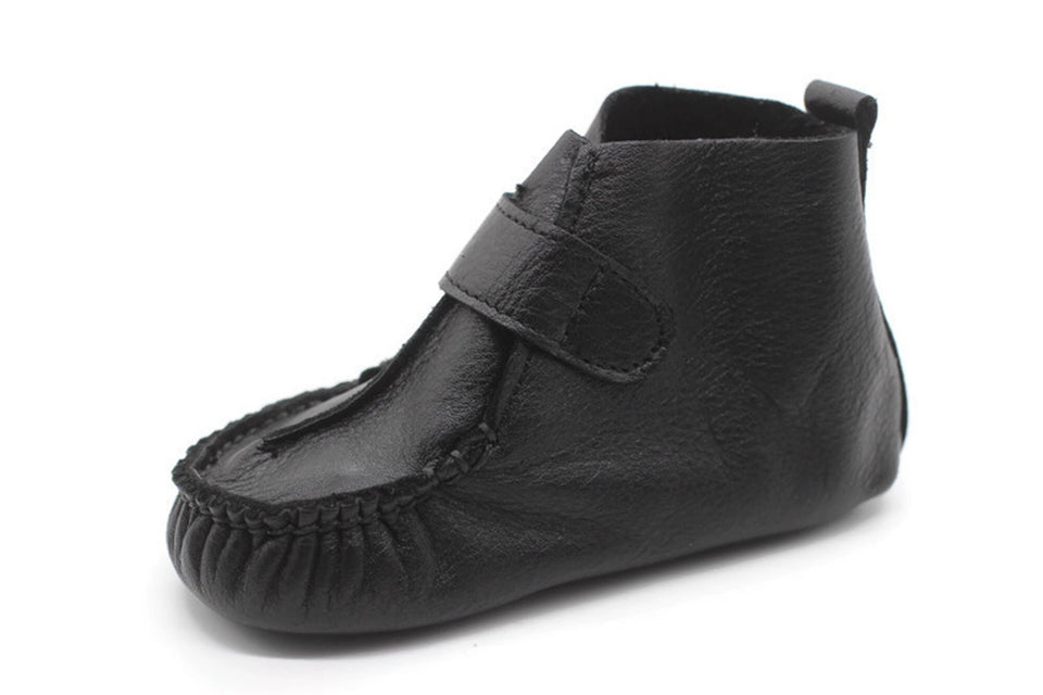 Black Non-Slip First Walking Shoes Classic Breathable Loop Sneakers, Baby Moccasins, Newborn Leather Slippers