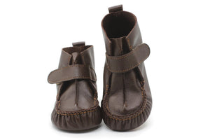 Brown Non-Slip First Walking Shoes Classic Breathable Loop Sneakers, Baby Moccasins, Newborn Leather Slippers