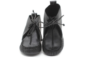 Black Non-Slip First Walking Shoes Classic Breathable Hook Sneakers, Baby Moccasins, Newborn Leather Slippers