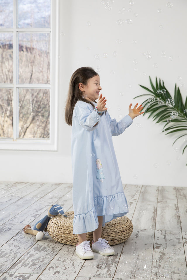 Chupa Chups onanizmi Silikon qogirchoqlar porno tomosha qiling