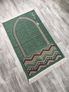 Ethnic Green Sejadah, Rawdah Inspired Lux Prayer Mat,  Prophet's Mosque Prayer Rug, Alrawda Janamaz, Rawda, Unique Islamic Gift - islamicbazaar