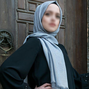 روسری سفید نقره ای حجاب | حجاب سبک ترکی نرم | لباس مسلمانانه | لباس زنان مسلمان | مسلماه حجاب | شال اسلامی | مد حجاب