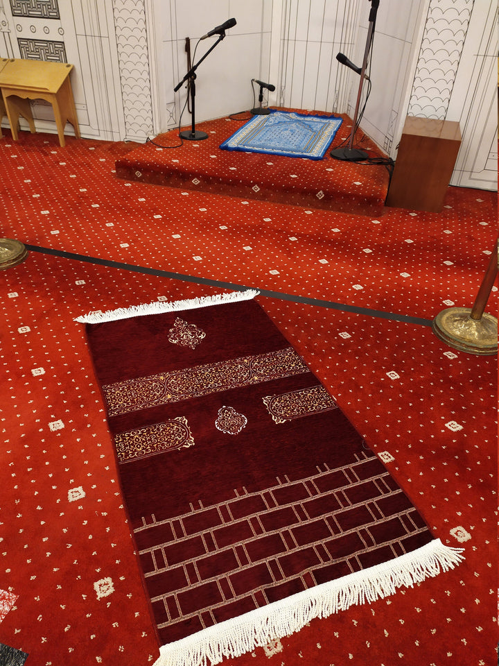 Red Kaaba Curtain Kiswah Sejadah, Prayer Mat, Prayer Rug, Muslim Gifts for Women, Personalized Gift, Eid Gifts, Islamic Home Decor