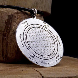 Custom Circle Silver Name Medallion, Women Necklace, Silver Pendant Men, Ideal Gift, Embroidered Jewelry, Gift for Her, Gift for Him